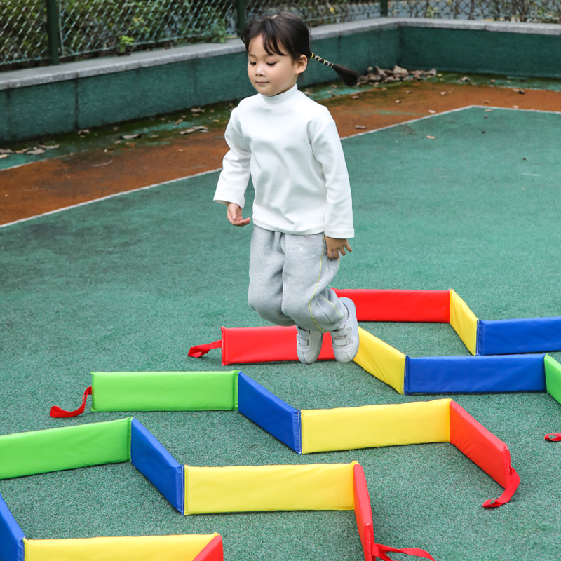 Outdoor Children's Games Jumpi - مراجعة Kids Outdoor Climber وسعره