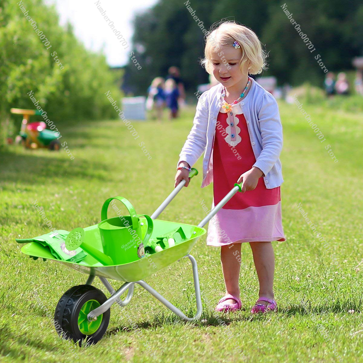 Kids Outdoor Wheelbarrow, Gree - مراجعة Kids Outdoor Activity Toys وسعره