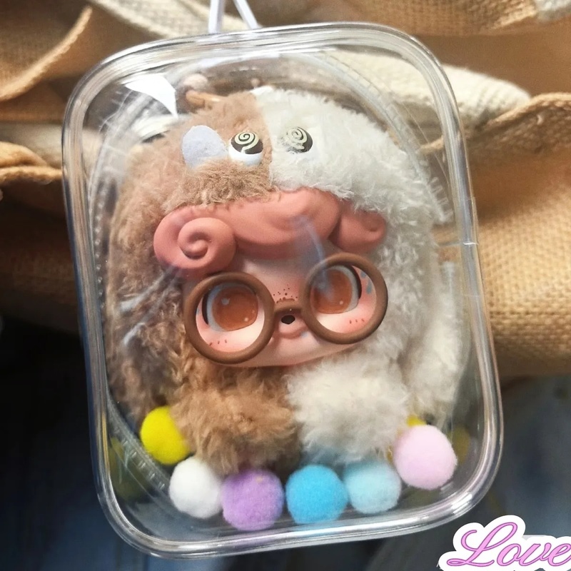 10cm Transparent Outdoor Doll  - مراجعة Q Kids Outdoor وسعره